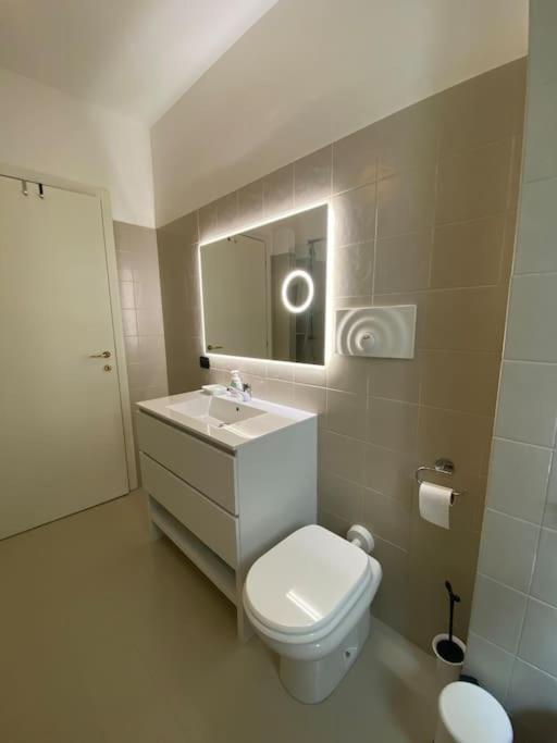 Accogliente Appartamento - Milão Exterior foto