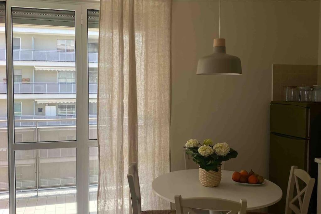 Accogliente Appartamento - Milão Exterior foto